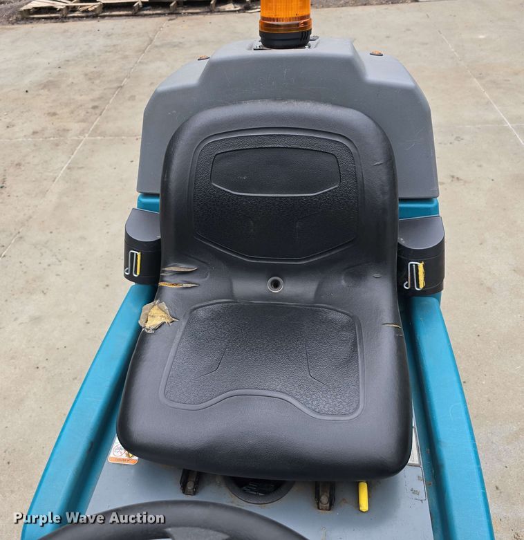 image for item EH8931 2020 Tennant T7AMR floor scrubber