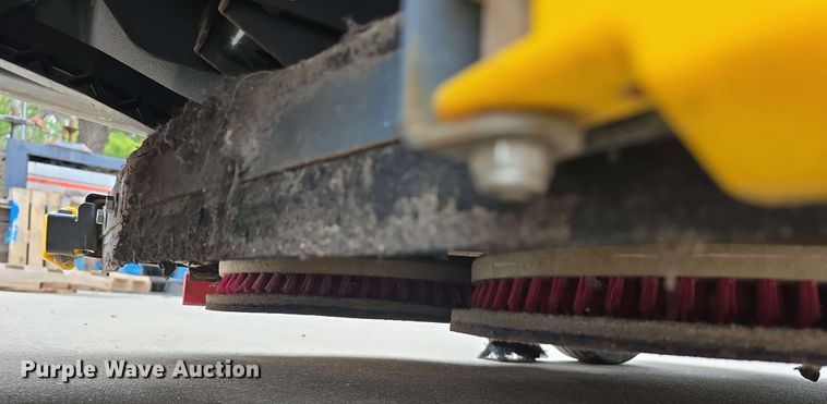 image for item EH8931 2020 Tennant T7AMR floor scrubber