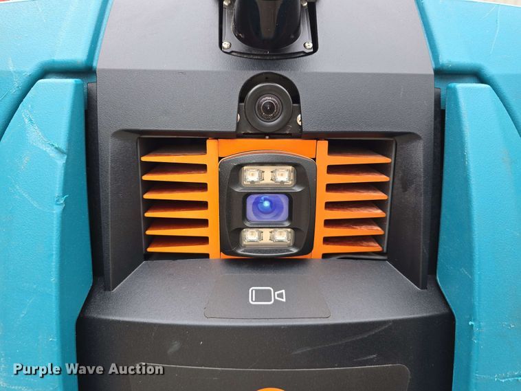 image for item EH8931 2020 Tennant T7AMR floor scrubber