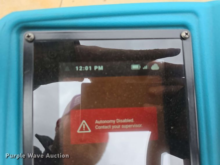 image for item EH8932 2019 Tennant T7AMR floor scrubber