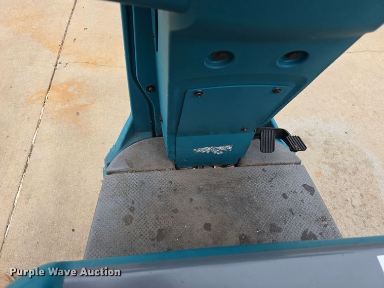 image for item EH8932 2019 Tennant T7AMR floor scrubber