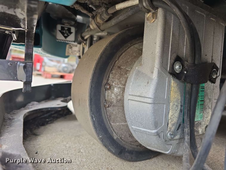 image for item EH8932 2019 Tennant T7AMR floor scrubber