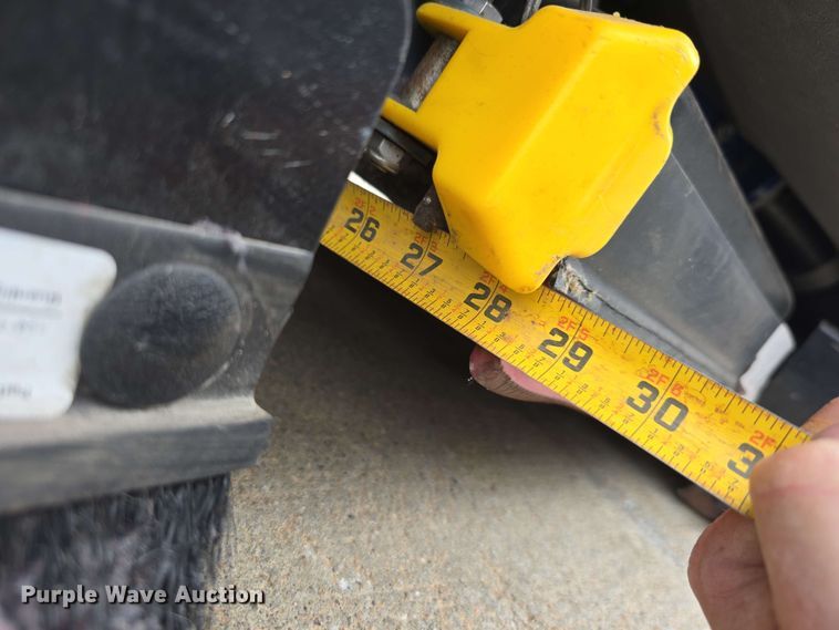 image for item EH8932 2019 Tennant T7AMR floor scrubber