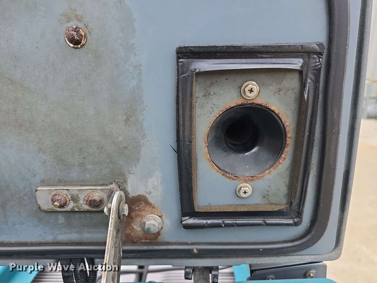 image for item EH8933 2019 Tennant T7AMR floor scrubber