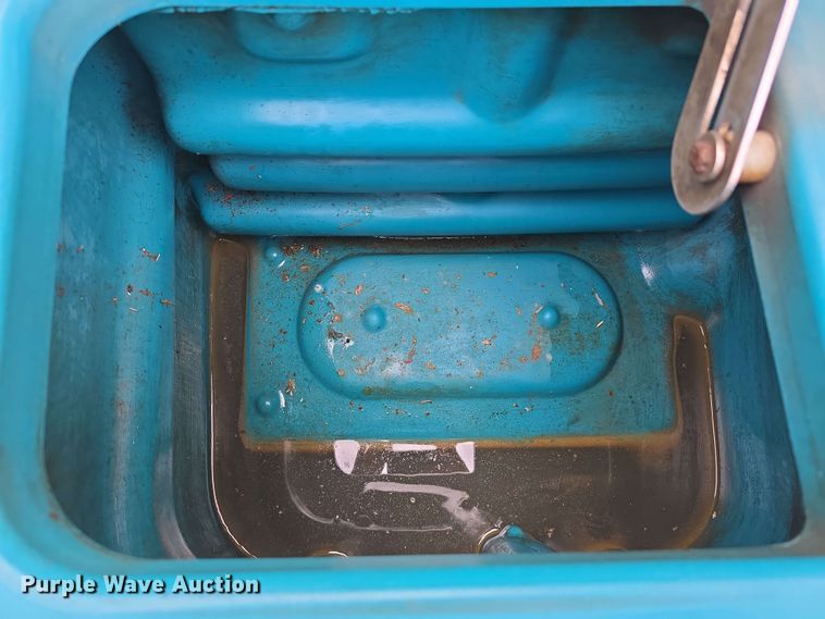 image for item EH8933 2019 Tennant T7AMR floor scrubber