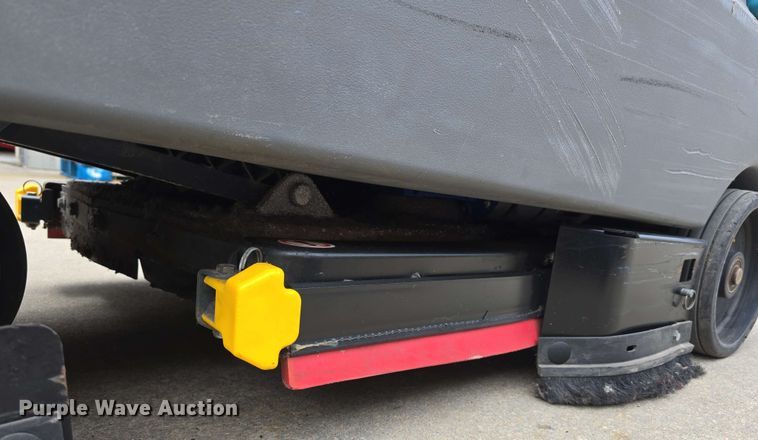 image for item EH8933 2019 Tennant T7AMR floor scrubber