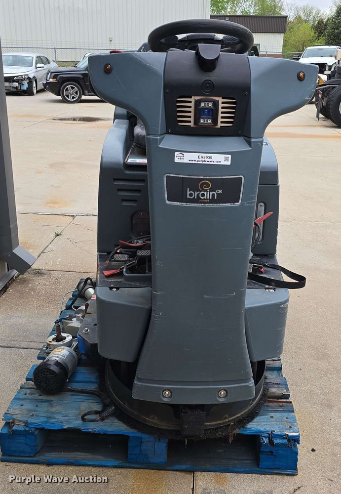 image for item EH8935 ICE BE-MK2-RS26 floor scrubber