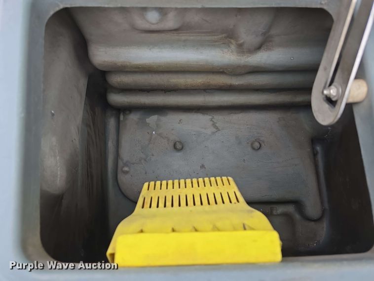 image for item EH8935 ICE BE-MK2-RS26 floor scrubber