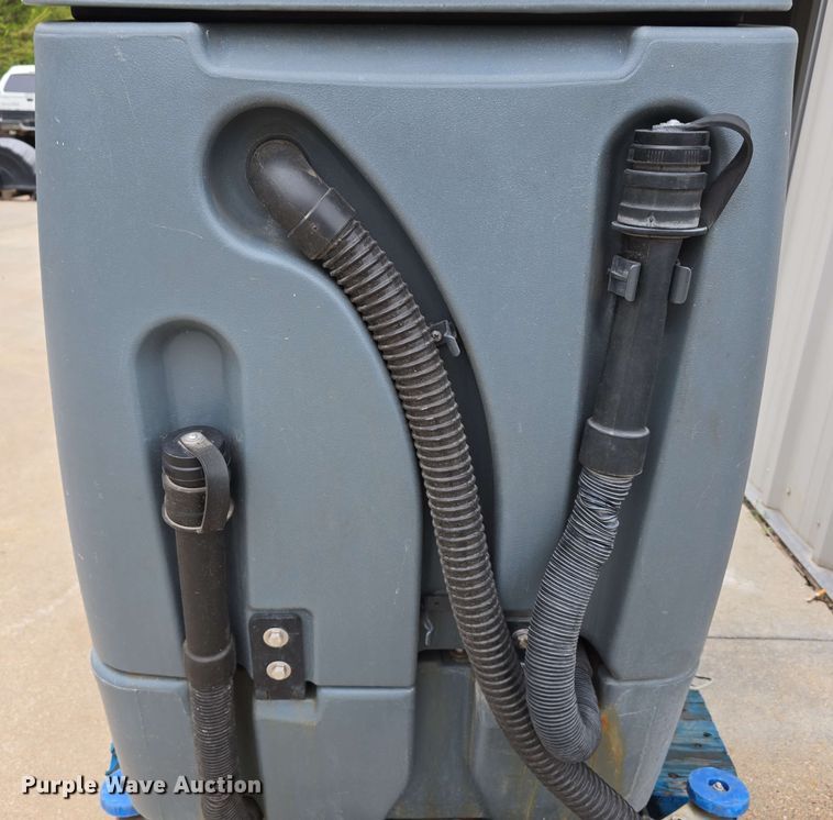 image for item EH8935 ICE BE-MK2-RS26 floor scrubber