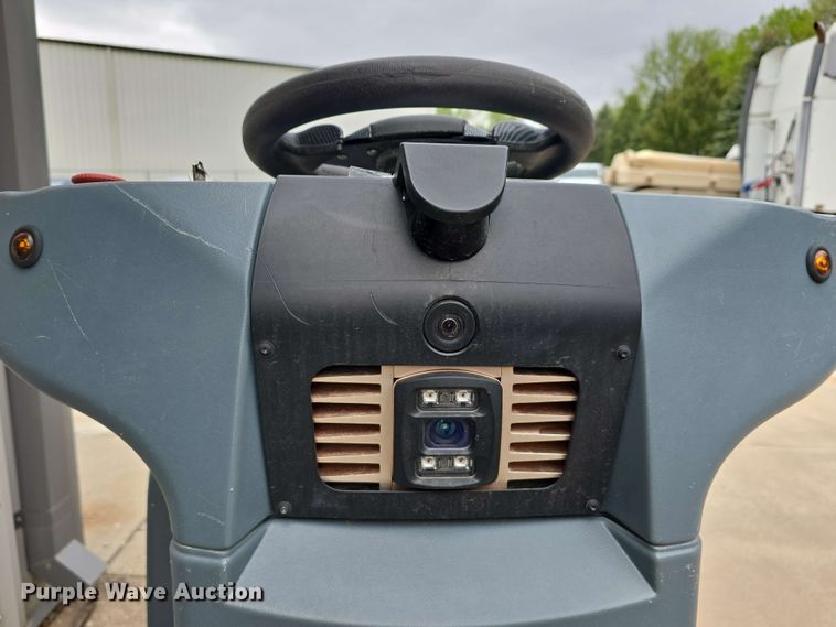 image for item EH8935 ICE BE-MK2-RS26 floor scrubber