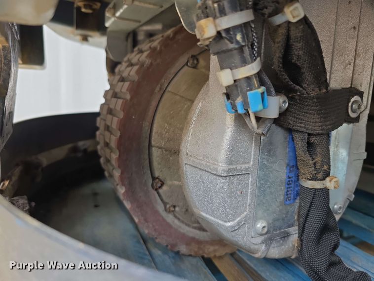 image for item EH8935 ICE BE-MK2-RS26 floor scrubber