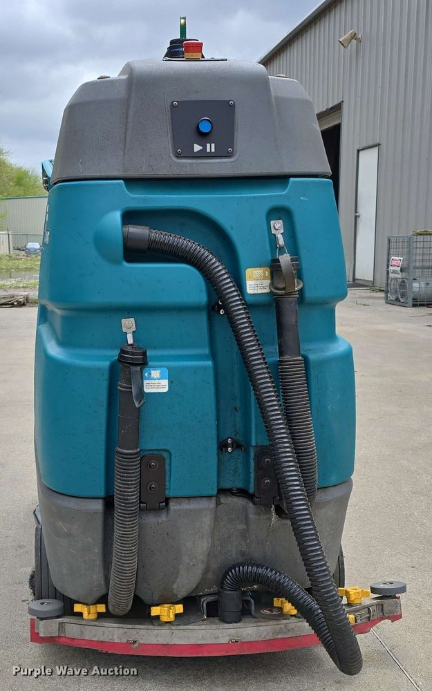 image for item EH8936 2019 Tennant T7AMR floor scrubber