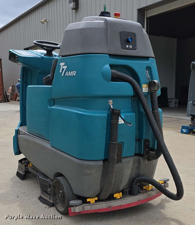 image for item EH8936 2019 Tennant T7AMR floor scrubber