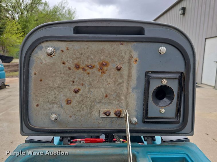 image for item EH8936 2019 Tennant T7AMR floor scrubber