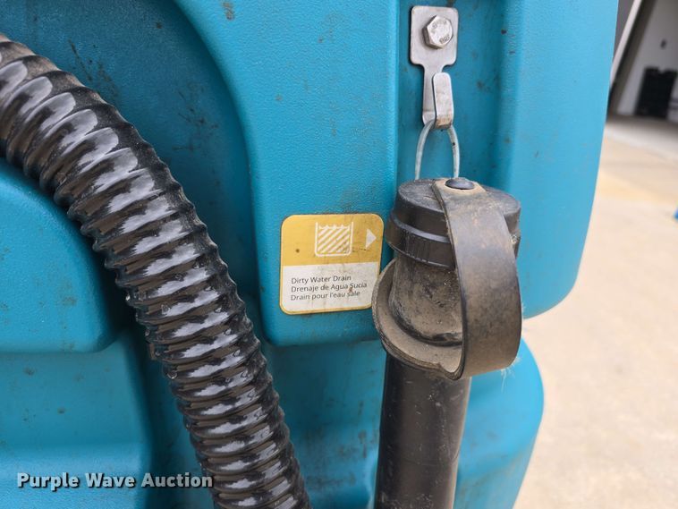 image for item EH8936 2019 Tennant T7AMR floor scrubber