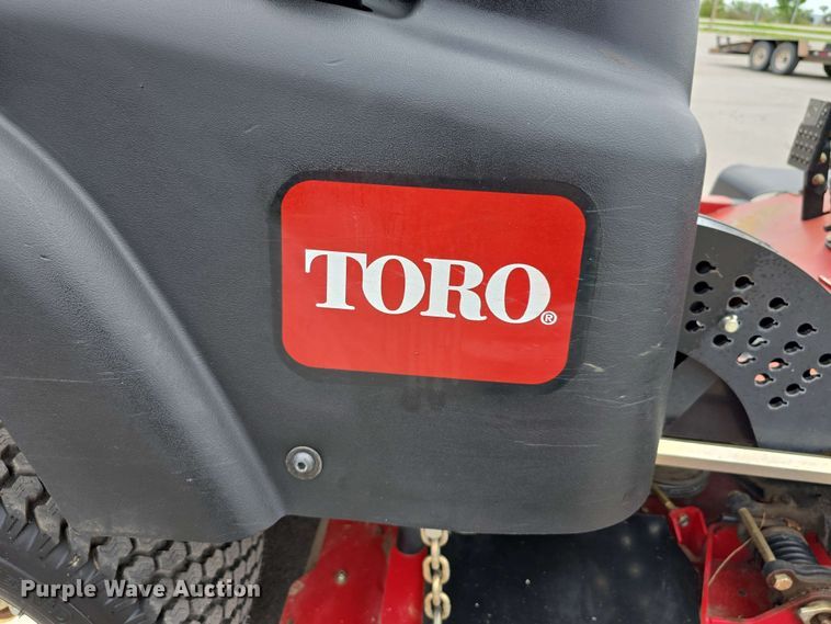 image for item EH8945 2016 Toro Groundsmaster 360 lawn mower
