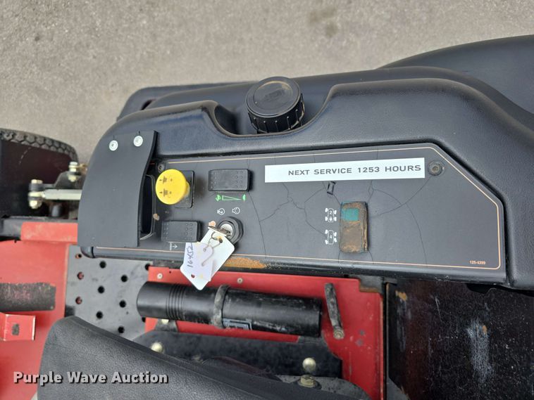 image for item EH8945 2016 Toro Groundsmaster 360 lawn mower