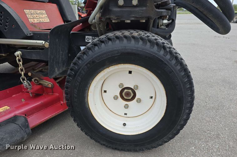 image for item EH8945 2016 Toro Groundsmaster 360 lawn mower