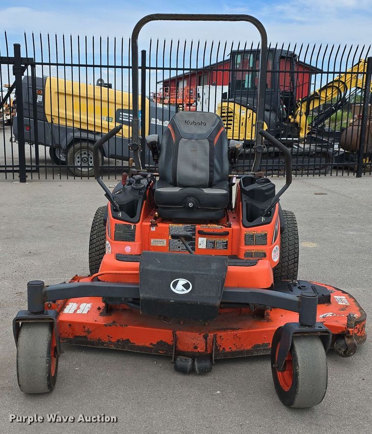 image for item EH8947 2019 Kubota ZD1211L ZTR lawn mower