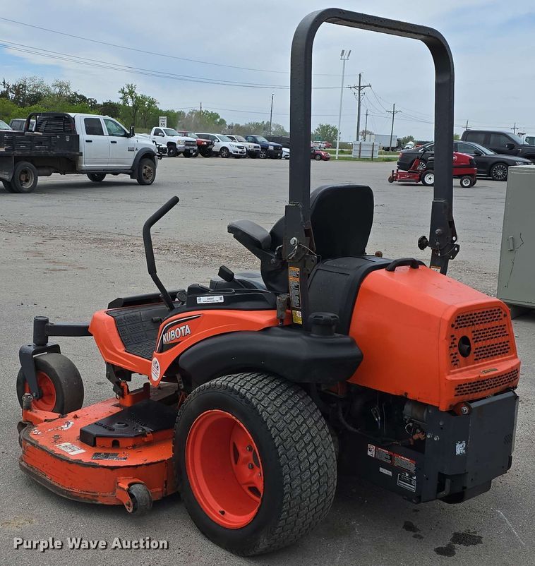 image for item EH8947 2019 Kubota ZD1211L ZTR lawn mower