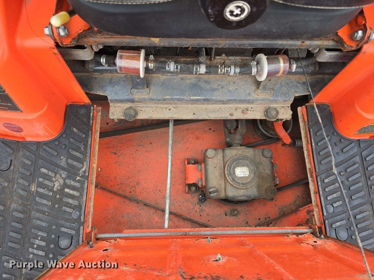 image for item EH8947 2019 Kubota ZD1211L ZTR lawn mower