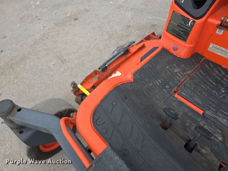 image for item EH8947 2019 Kubota ZD1211L ZTR lawn mower