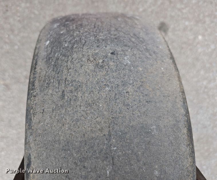 image for item EH8947 2019 Kubota ZD1211L ZTR lawn mower