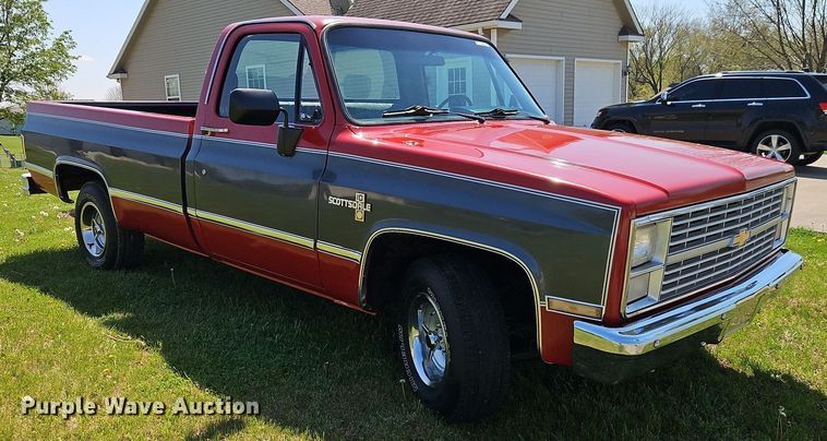 image for item EI8968 1984 Chevrolet C10 Scottsdale pickup truck