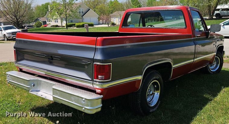 image for item EI8968 1984 Chevrolet C10 Scottsdale pickup truck