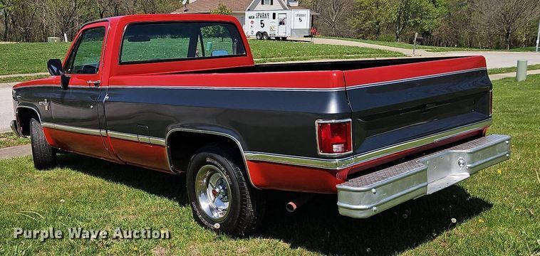 image for item EI8968 1984 Chevrolet C10 Scottsdale pickup truck