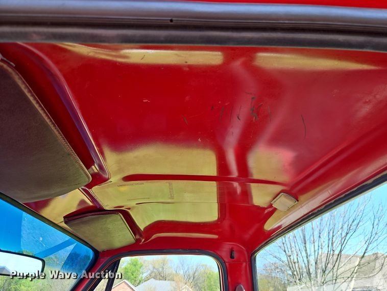 image for item EI8968 1984 Chevrolet C10 Scottsdale pickup truck