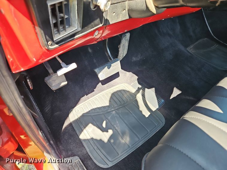 image for item EI8968 1984 Chevrolet C10 Scottsdale pickup truck