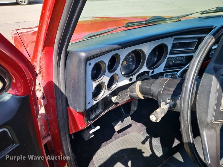 image for item EI8968 1984 Chevrolet C10 Scottsdale pickup truck