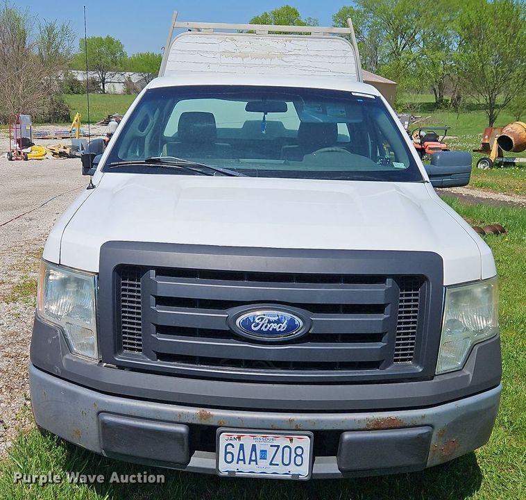 image for item EI8969 2010 Ford F150 pickup truck