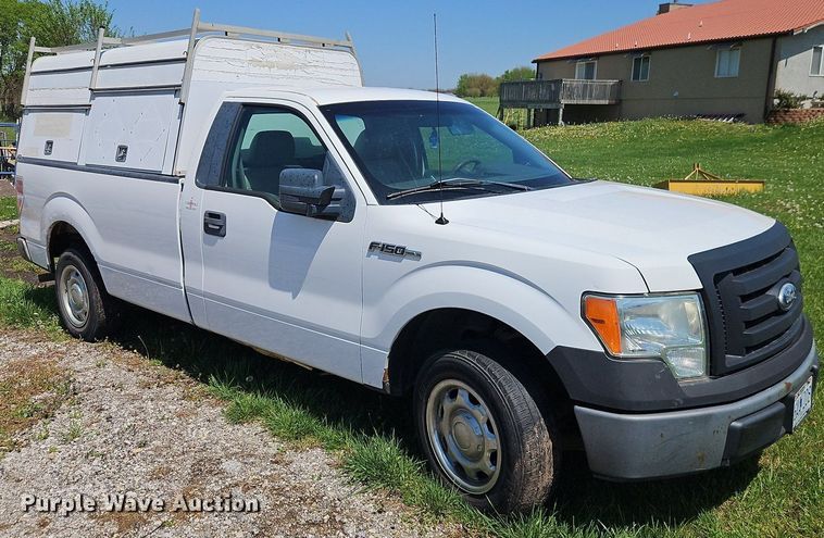 image for item EI8969 2010 Ford F150 pickup truck