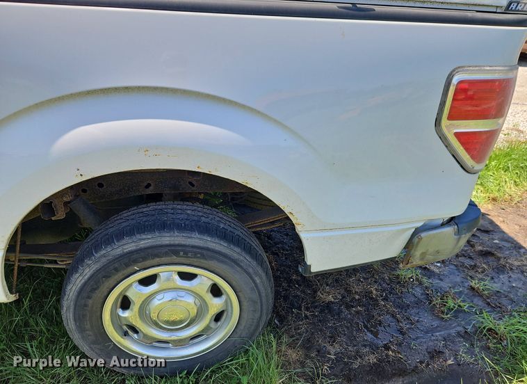 image for item EI8969 2010 Ford F150 pickup truck