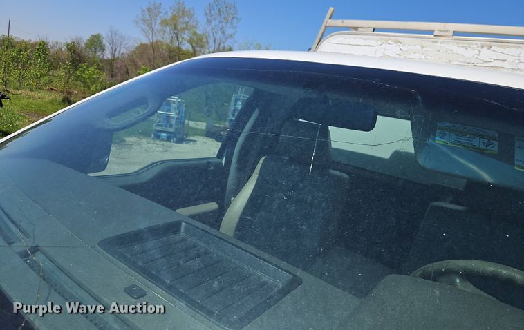 image for item EI8969 2010 Ford F150 pickup truck