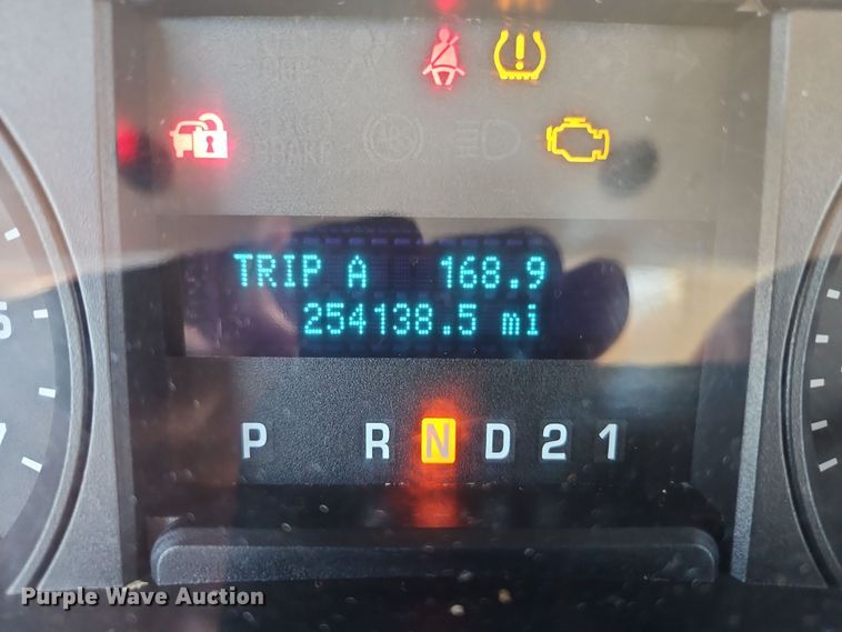 image for item EI8969 2010 Ford F150 pickup truck