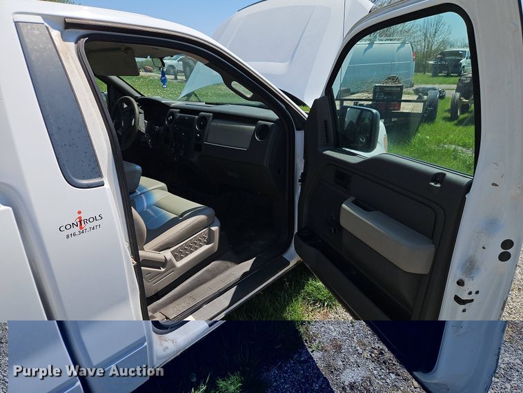 image for item EI8969 2010 Ford F150 pickup truck