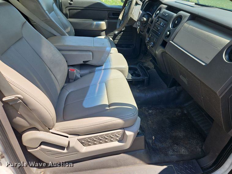 image for item EI8969 2010 Ford F150 pickup truck