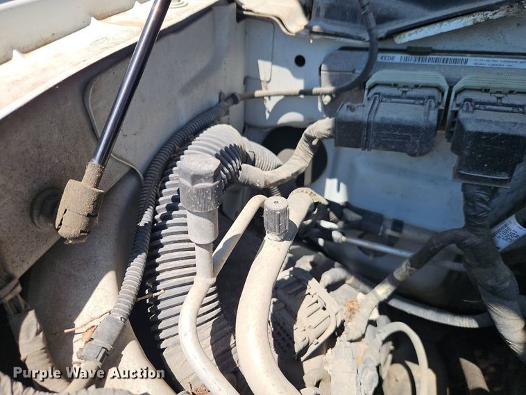 image for item EI8969 2010 Ford F150 pickup truck