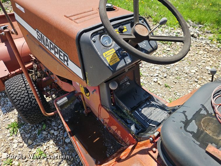 image for item EI8971 Snapper 1855A lawn tractor