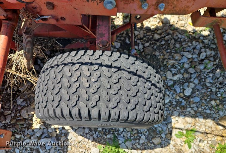 image for item EI8971 Snapper 1855A lawn tractor