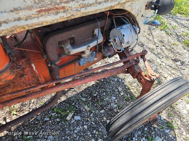 image for item EI8972 Ford tractor