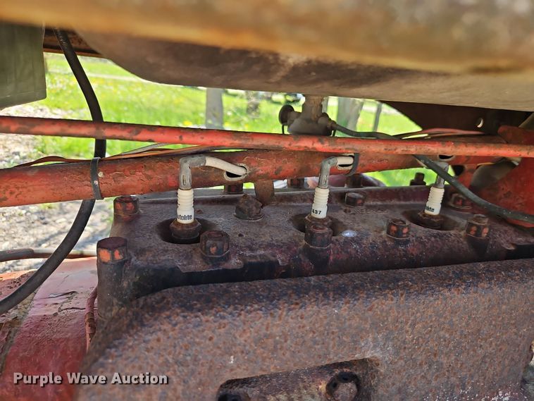 image for item EI8972 Ford tractor