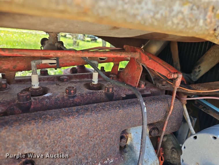 image for item EI8972 Ford tractor