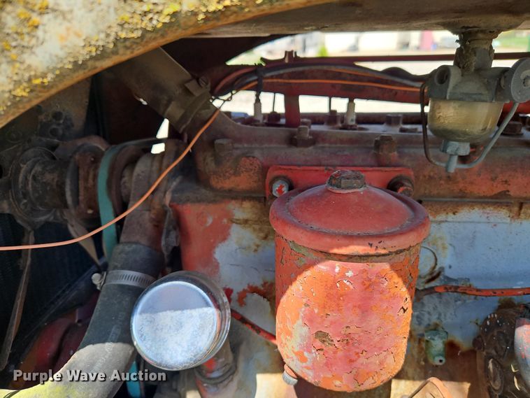 image for item EI8972 Ford tractor