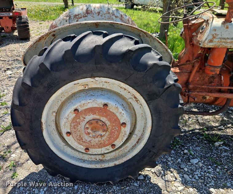 image for item EI8972 Ford tractor