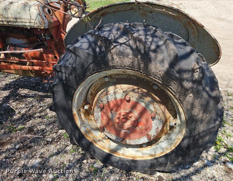 image for item EI8972 Ford tractor