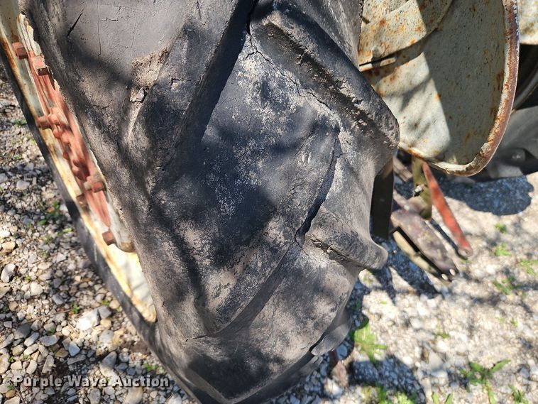 image for item EI8972 Ford tractor